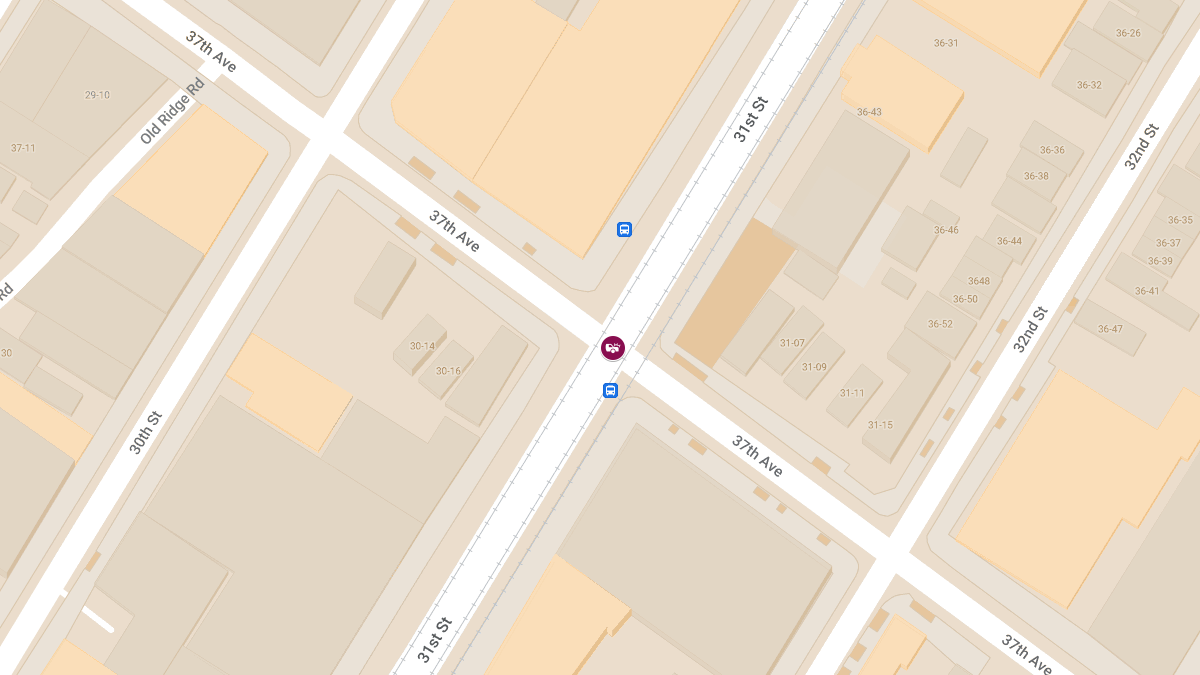 Vehicle Crash Involving Ford With Injuries at 31st St & 37th Ave