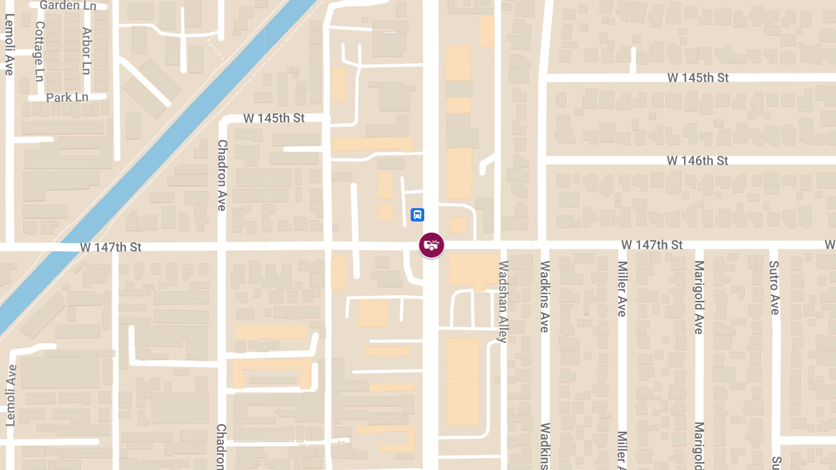 Vehicle Crash with Injuries at W 147th St & Crenshaw Blvd