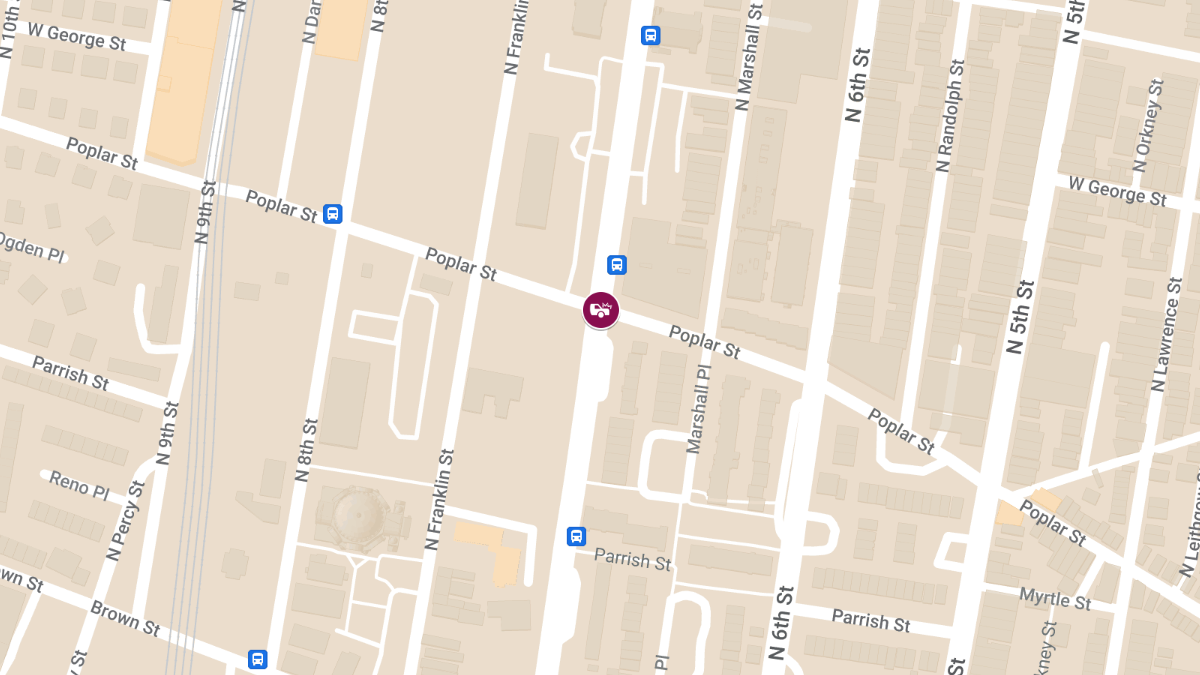 Vehicle vs. Bicycle Crash with Injuries at 7th St & Poplar St