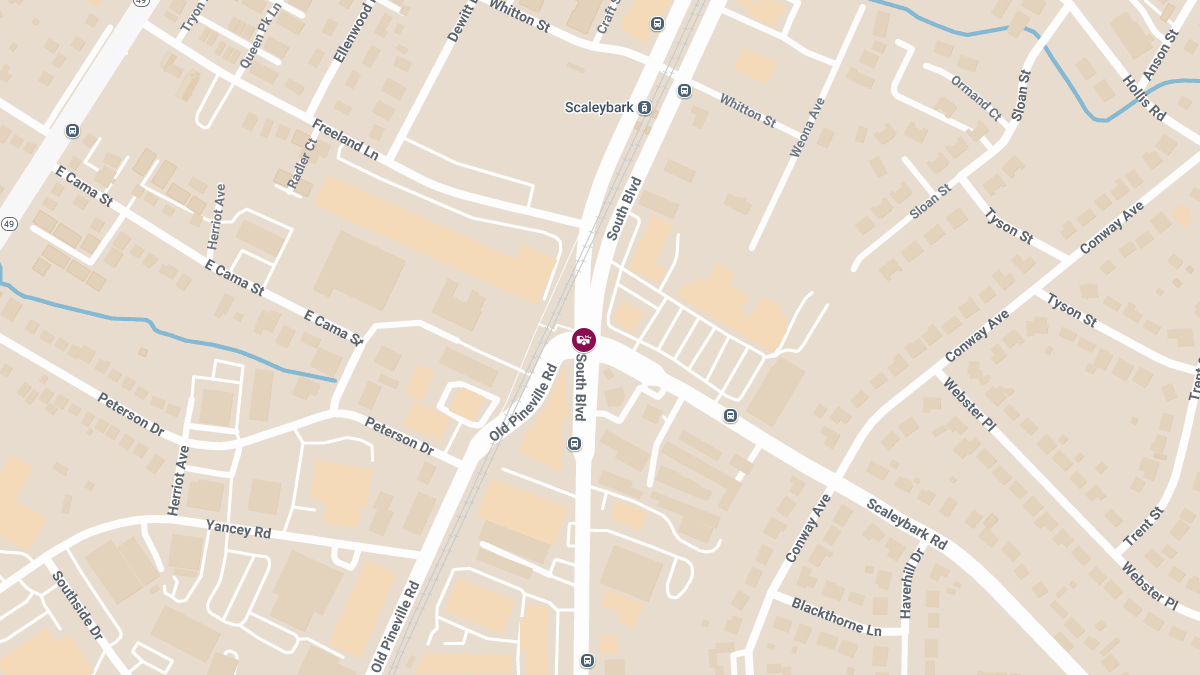 Accident With Injuries at South Blvd and Old Pineville Rd