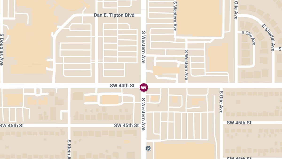 Accident with Injuries at SW 44th St & S Western Ave