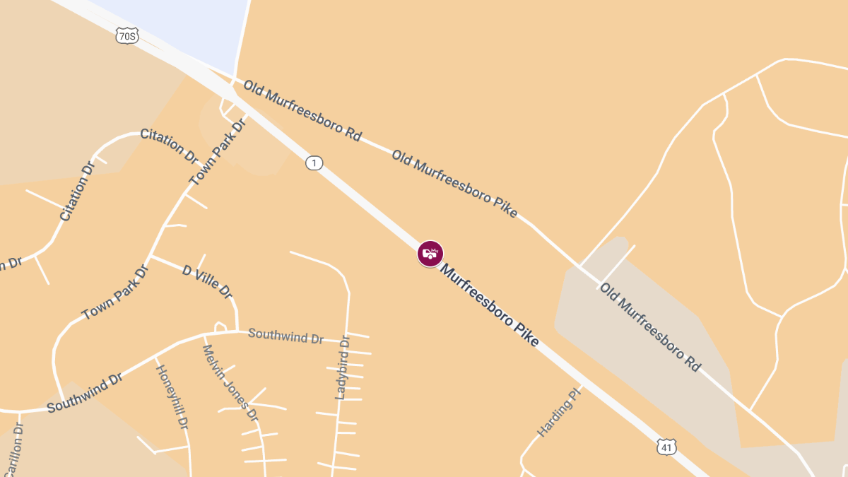 Accident with Injuries on Murfreesboro Pike