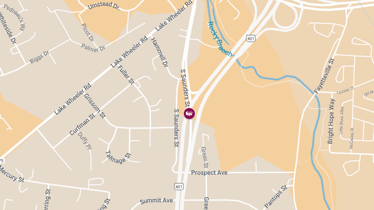 Auto Crash with Injuries on S Saunders St