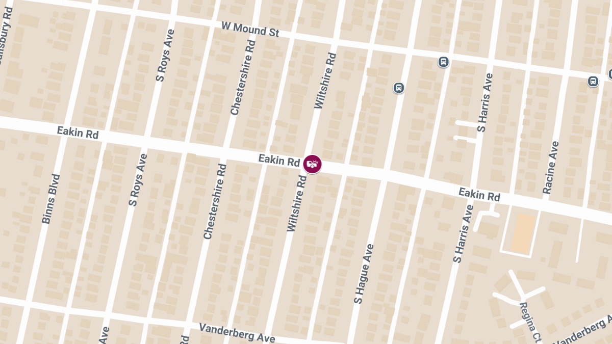 Car Crash with Injuries on Eakin Rd