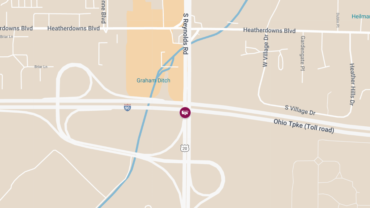 Car Crash with Injuries on I-80 W at Reynolds Rd
