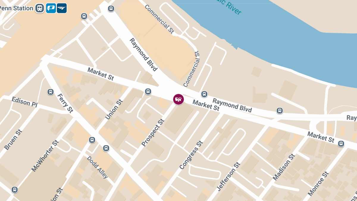 Collision with Injuries at Market St & Prospect St