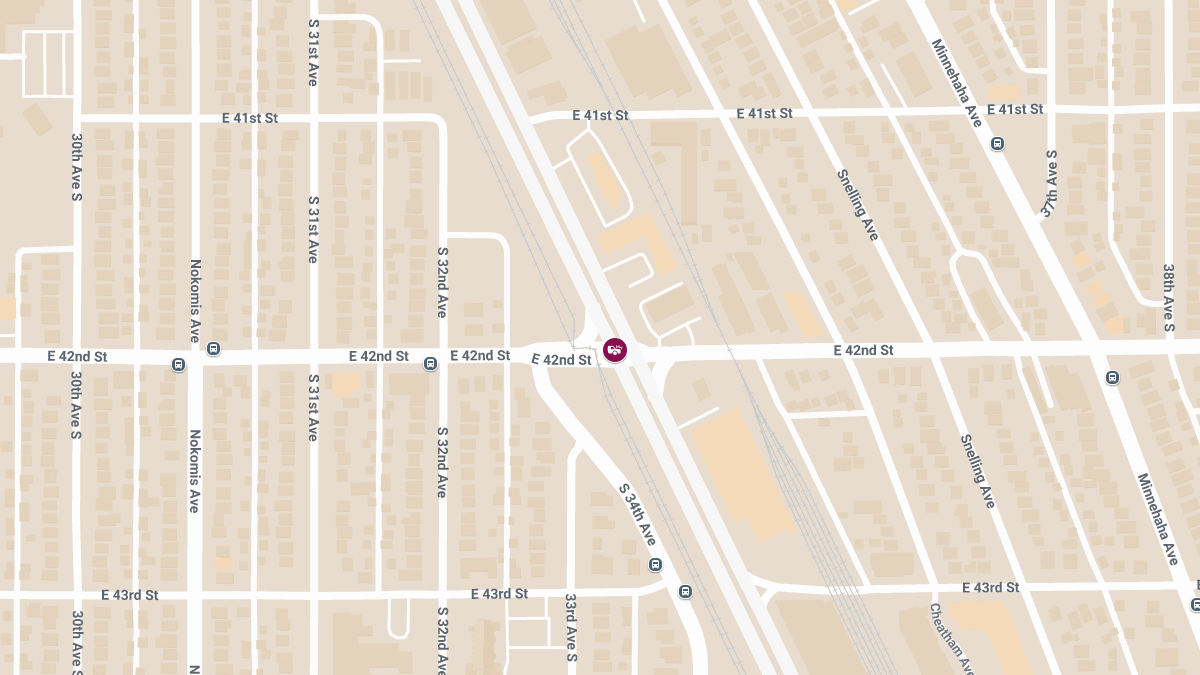 Crash at 42nd St E & Hiawatha Ave Leads to Injuries
