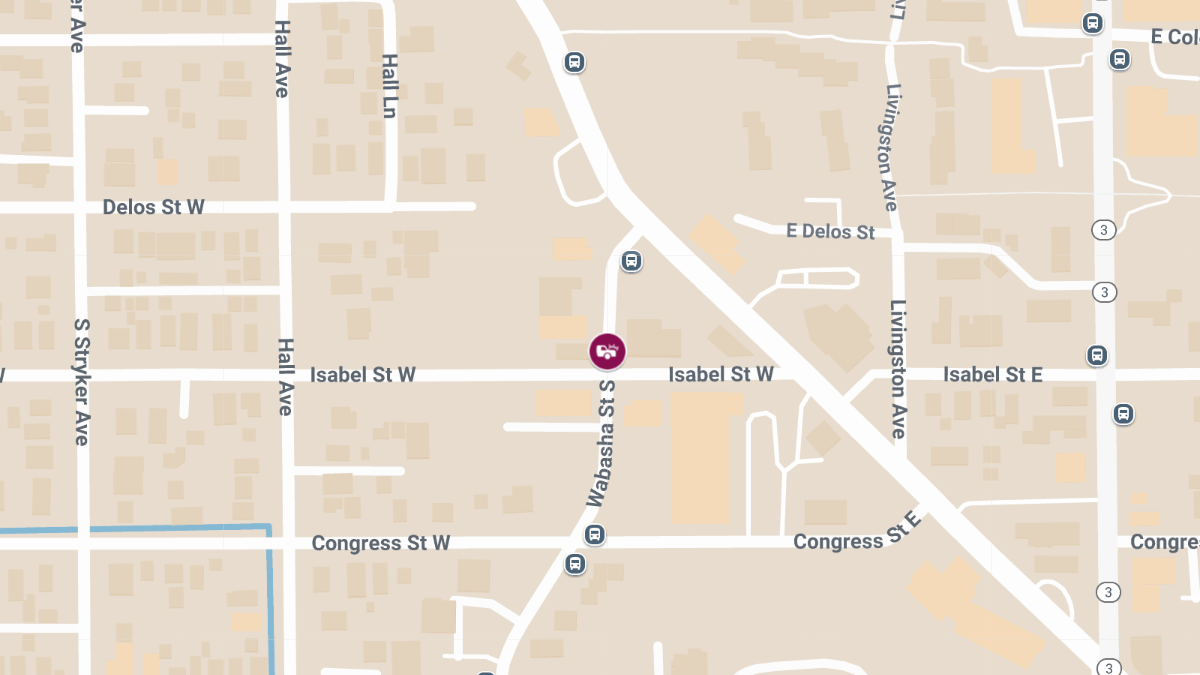 Crash at 460 Wabasha St S Leads to Injuries
