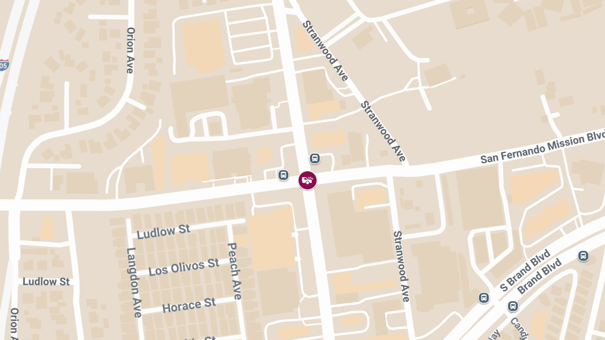 Crash at San Fernando Mission Blvd & Sepulveda Blvd Causes Injuries