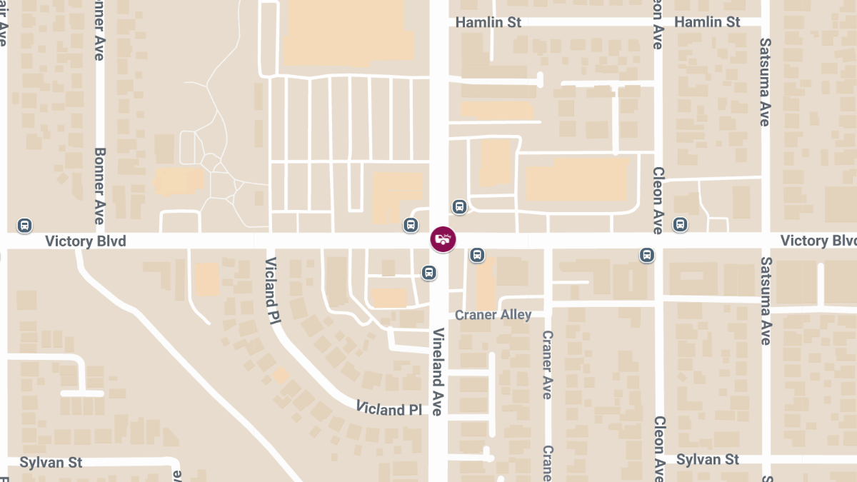 Crash at Vineland Ave & Victory Blvd Leads to Injuries