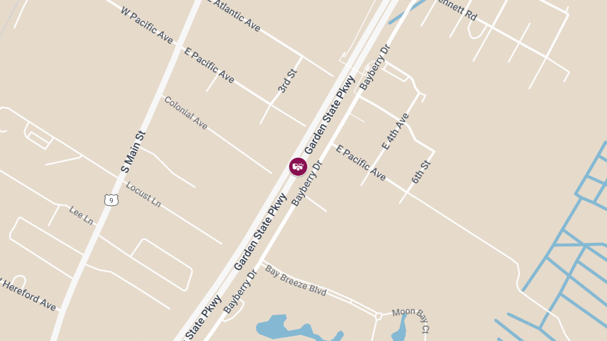Accident with Injuries on Garden State Parkway Near Colonia Service Area