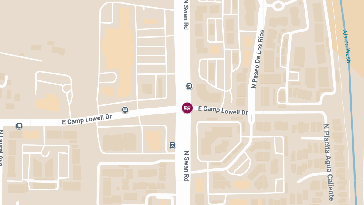 Injuries Reported in Crash at Camp Lowell Dr & N Swan Rd