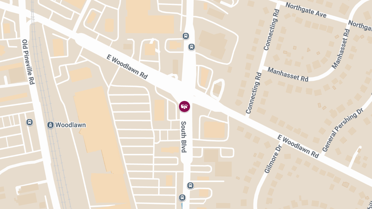 Injuries Reported in Crash at E Woodlawn Rd & South Blvd