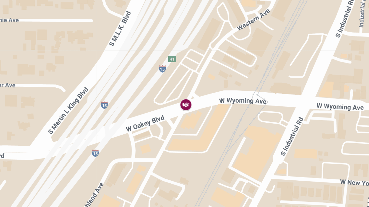 Injuries in Crash at Western Ave & W Oakey Blvd