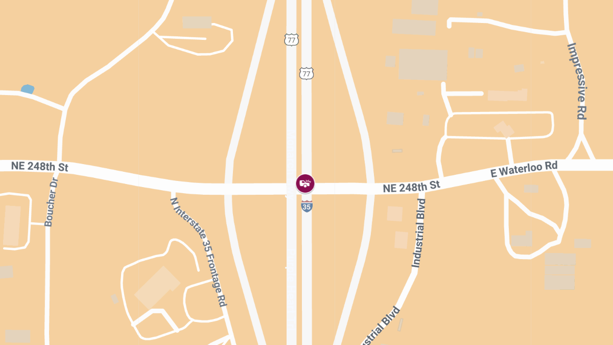 Injury Accident on I-35 SB at Waterloo Rd