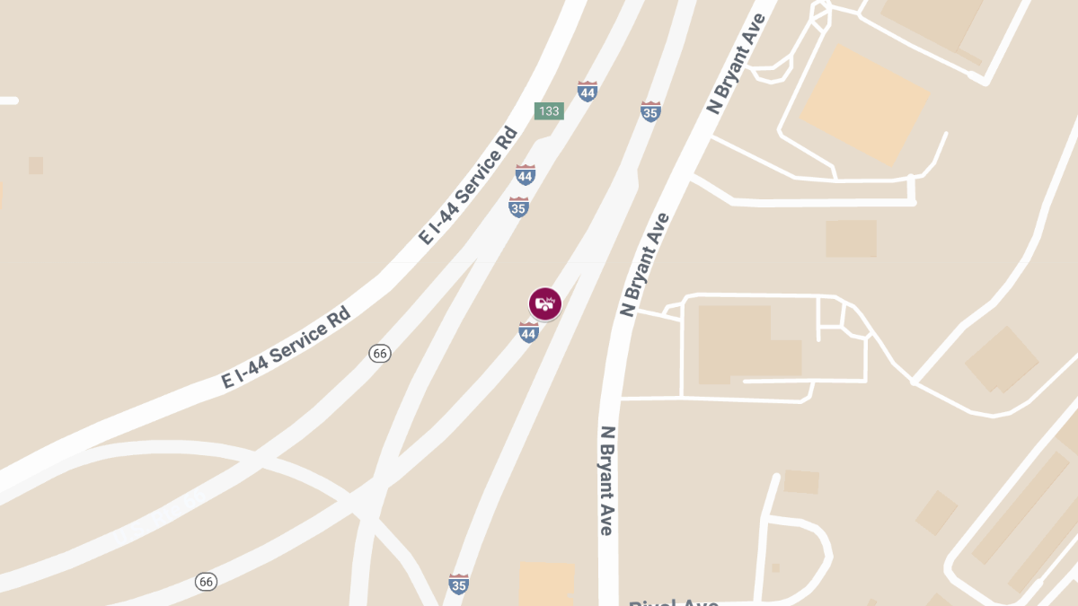 Injury Accident on I-44 East at I-40/Exit 120