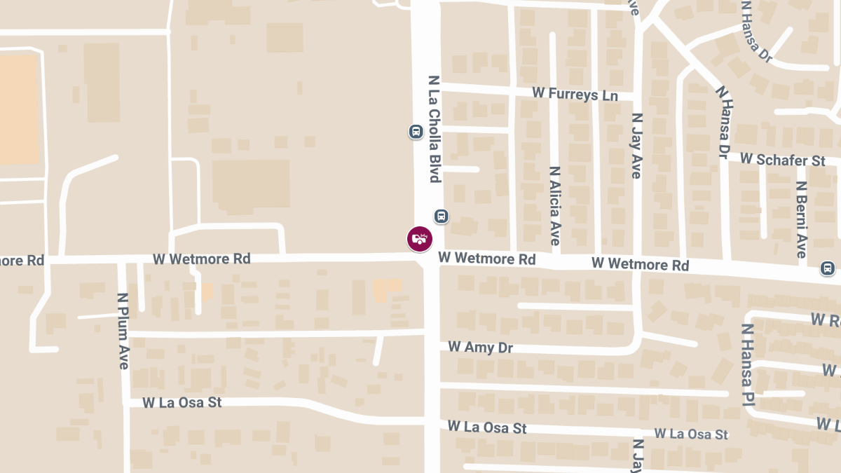 Injury Crash Reported at La Cholla Blvd & Wetmore Rd