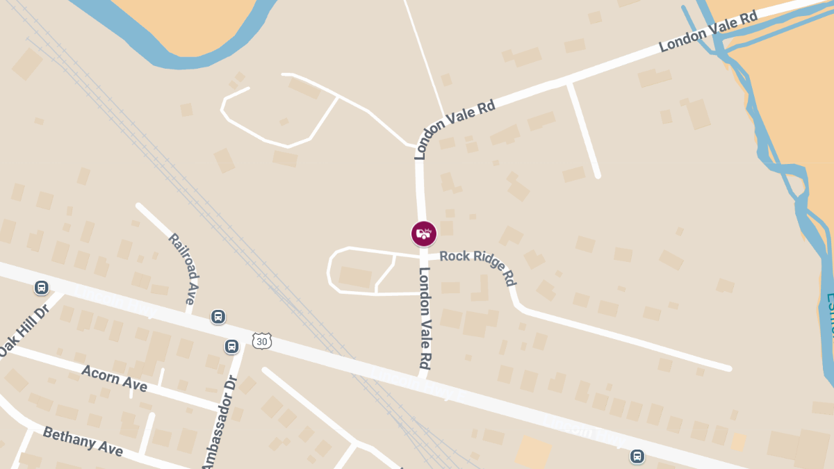 Injury Crash Reported at London Vale Rd & Rock Ridge Ave