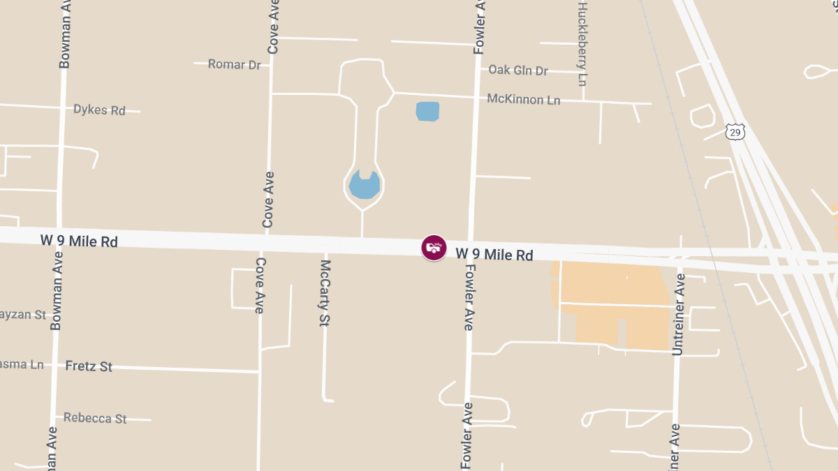 Injury Crash Reported at W Nine Mile Rd & Fowler Ave