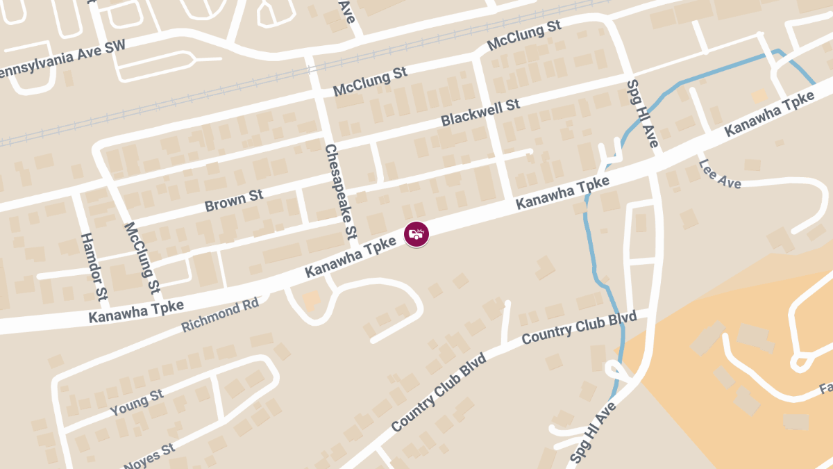 Injury Crash at Chesapeake St & Kanawha Tpke