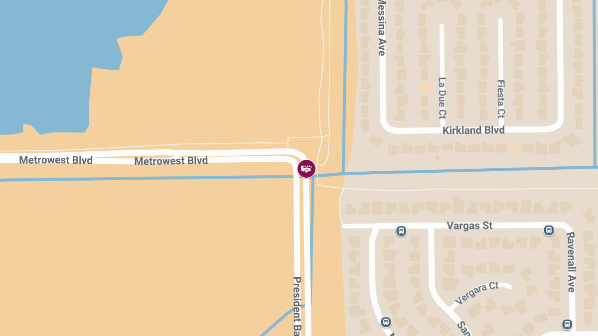 Injury Crash at President Barack Obama Pkwy & Metrowest Blvd