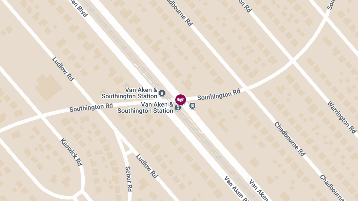 Injury Crash at Van Aken Blvd & Southington Rd
