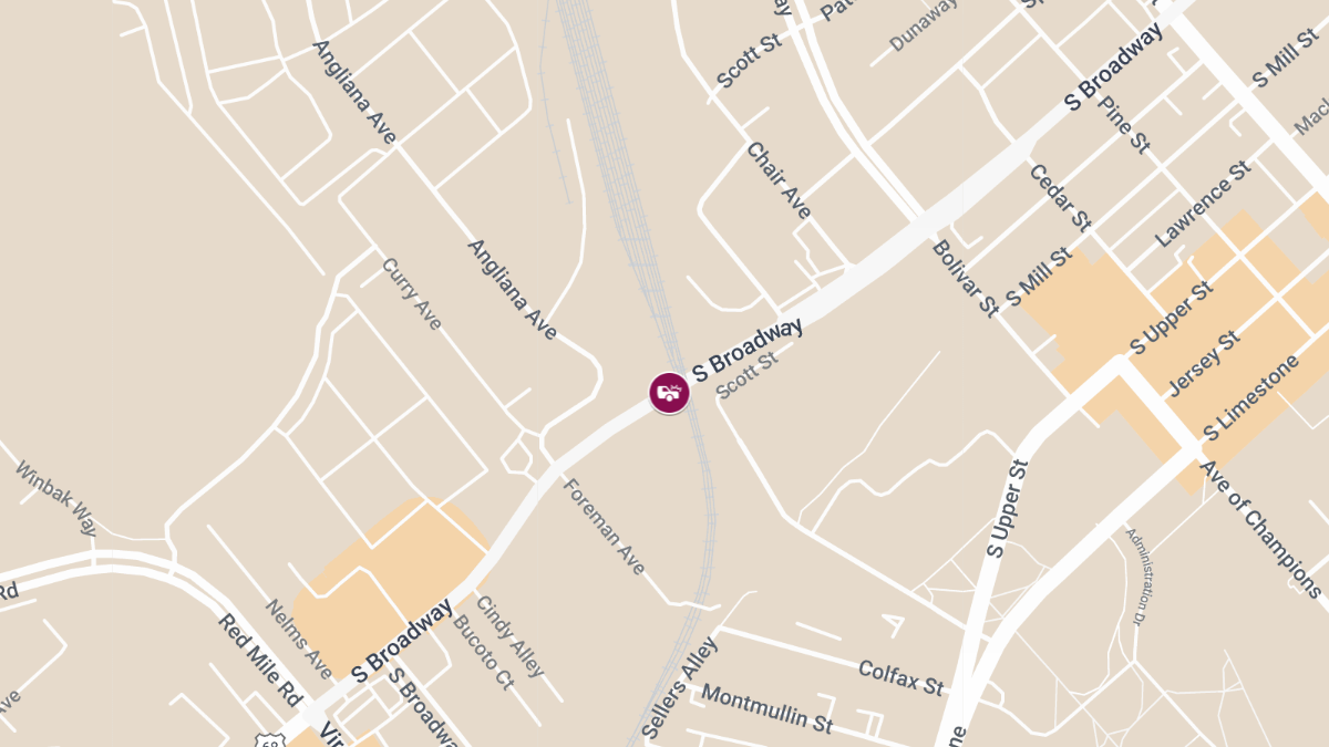 Injury Crash on S Broadway Near Red Mile Rd & Simpson Ave