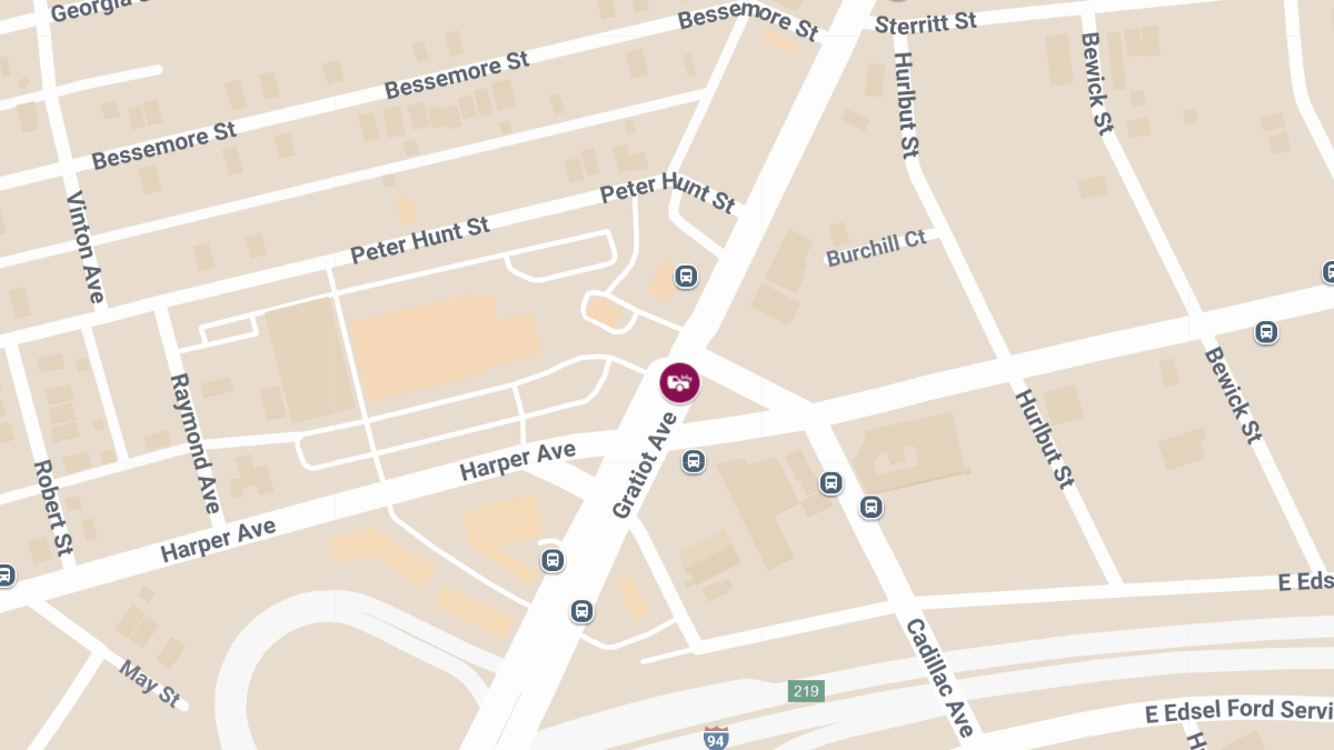 Motor Vehicle Collision with Injuries on Gratiot Ave
