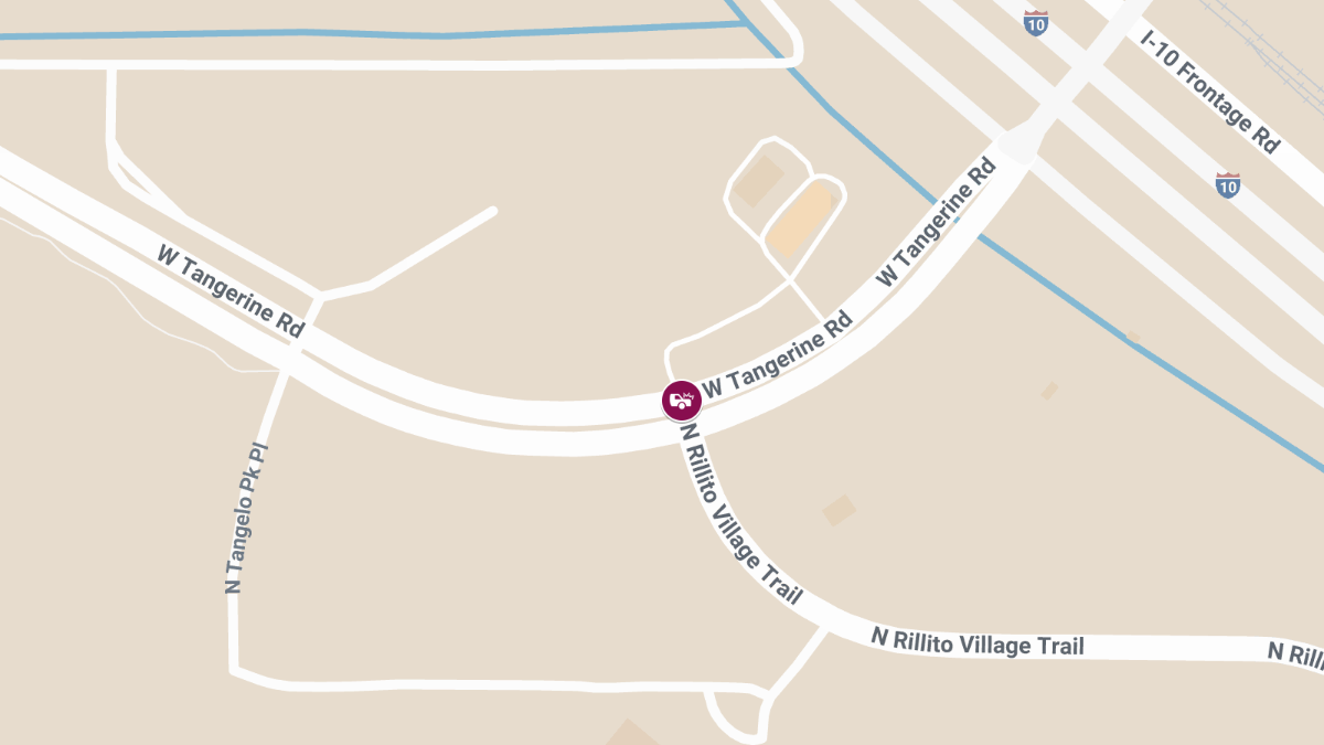 Traffic Crash with Injuries on W Tangerine Rd & W Rillito Village Tr
