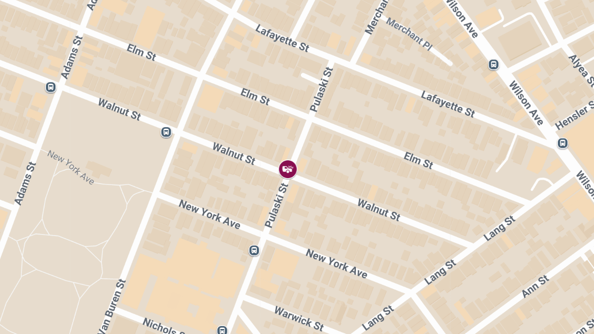 Two-Vehicle Crash with Injuries at Walnut St & Pulaski St