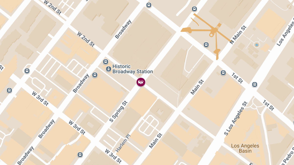 Vehicle Accident with Injuries at W 2nd St & S Spring St