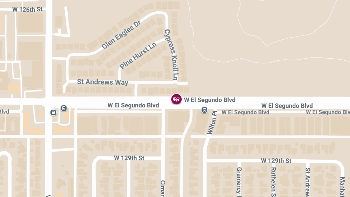 Vehicle Crash with Injuries at 2020 El Segundo Blvd