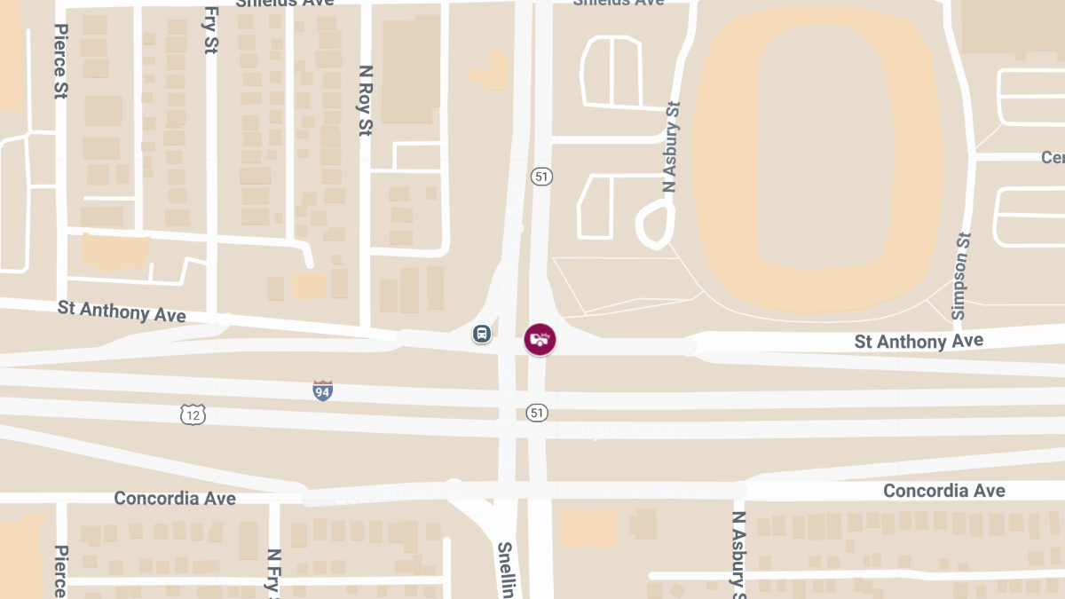 Vehicle Crash with Injuries at Snelling Ave N & Saint Anthony Ave